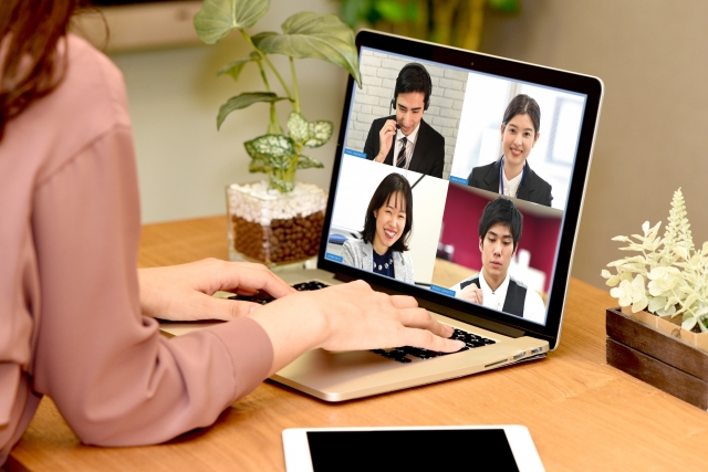 ZOOMの有料登録、使ってなかったらキャンセルしましょう