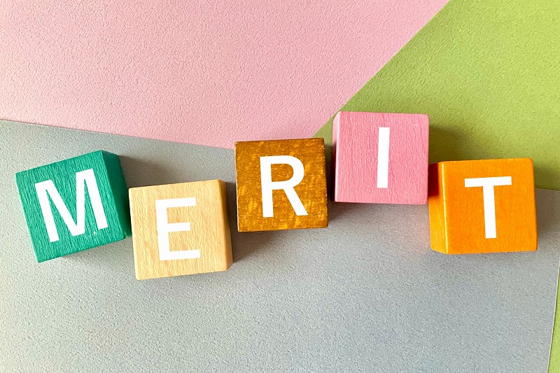 メリットとベネフィットの違い